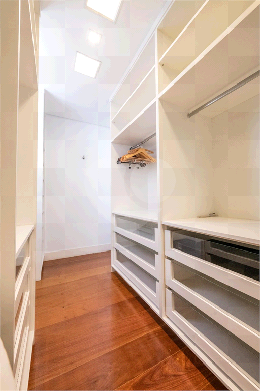 APARTAMENTO em PARAÍSO