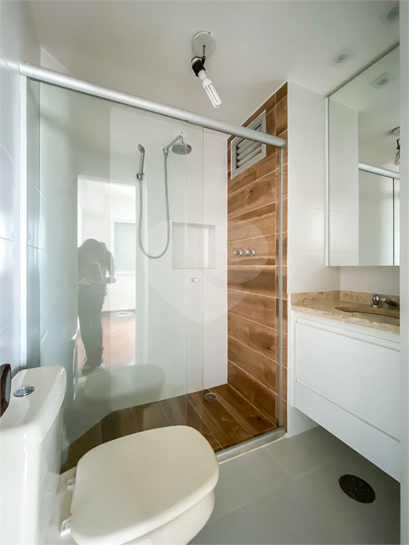 APARTAMENTO em MOEMA