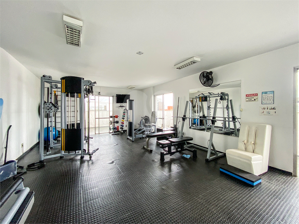 APARTAMENTO em MOEMA