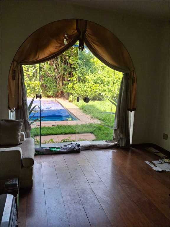 CASA em ALTO DE PINHEIROS