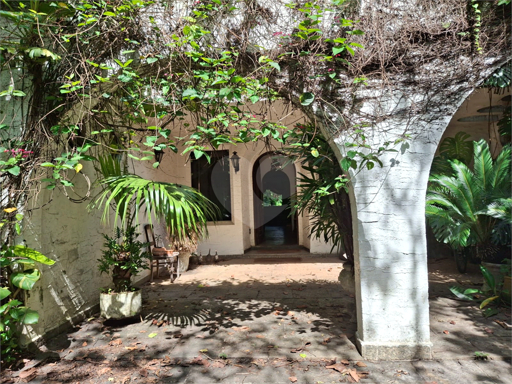 CASA em ALTO DE PINHEIROS