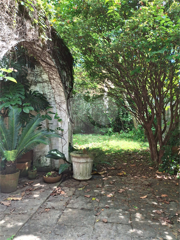 CASA em ALTO DE PINHEIROS