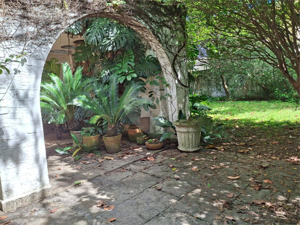 CASA em ALTO DE PINHEIROS