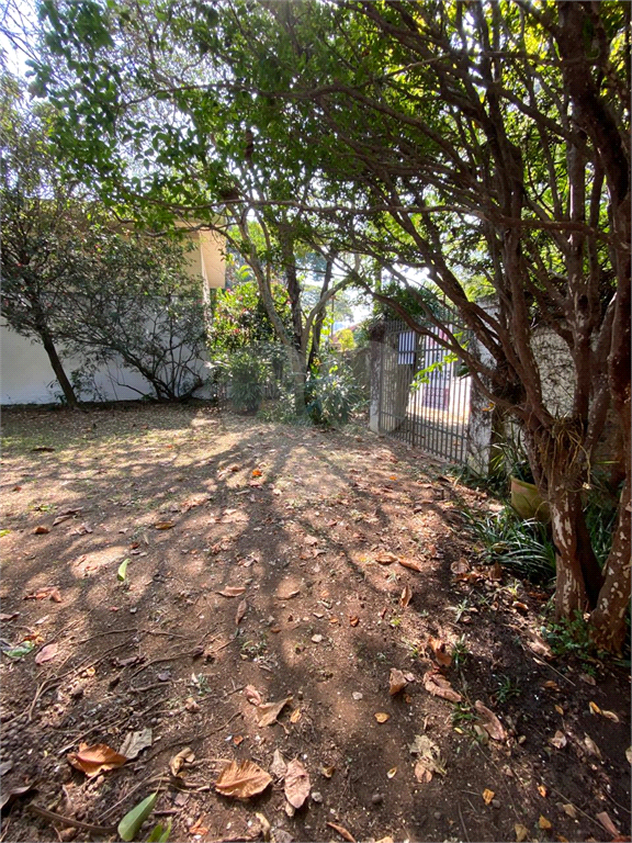 Sobrado no Alto de Pinheiros com 4 dormitórios