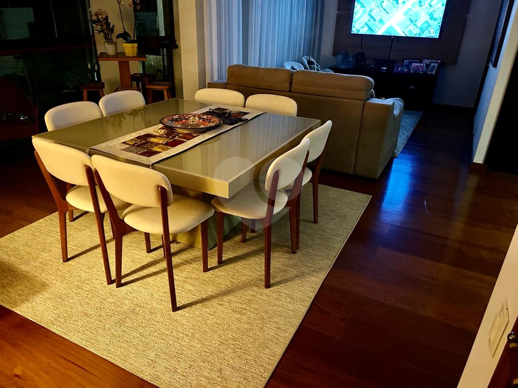 APARTAMENTO em VILA MARIANA