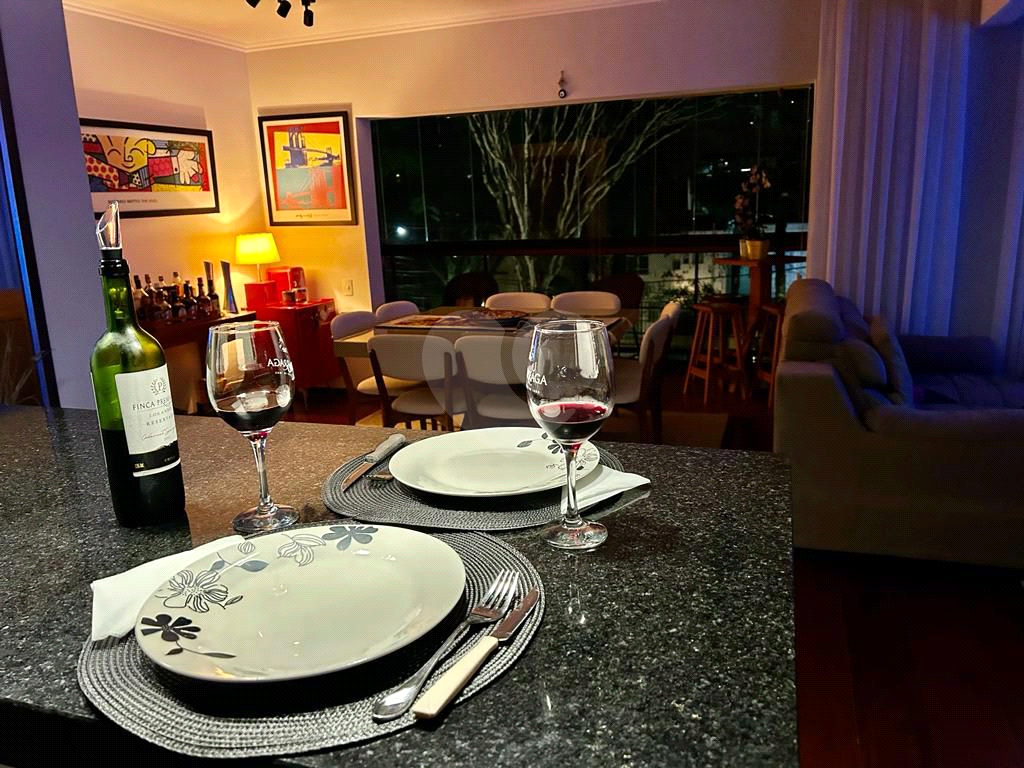 APARTAMENTO em VILA MARIANA