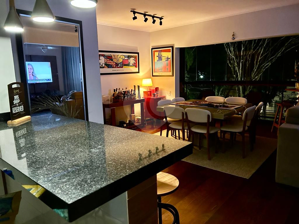 APARTAMENTO em VILA MARIANA