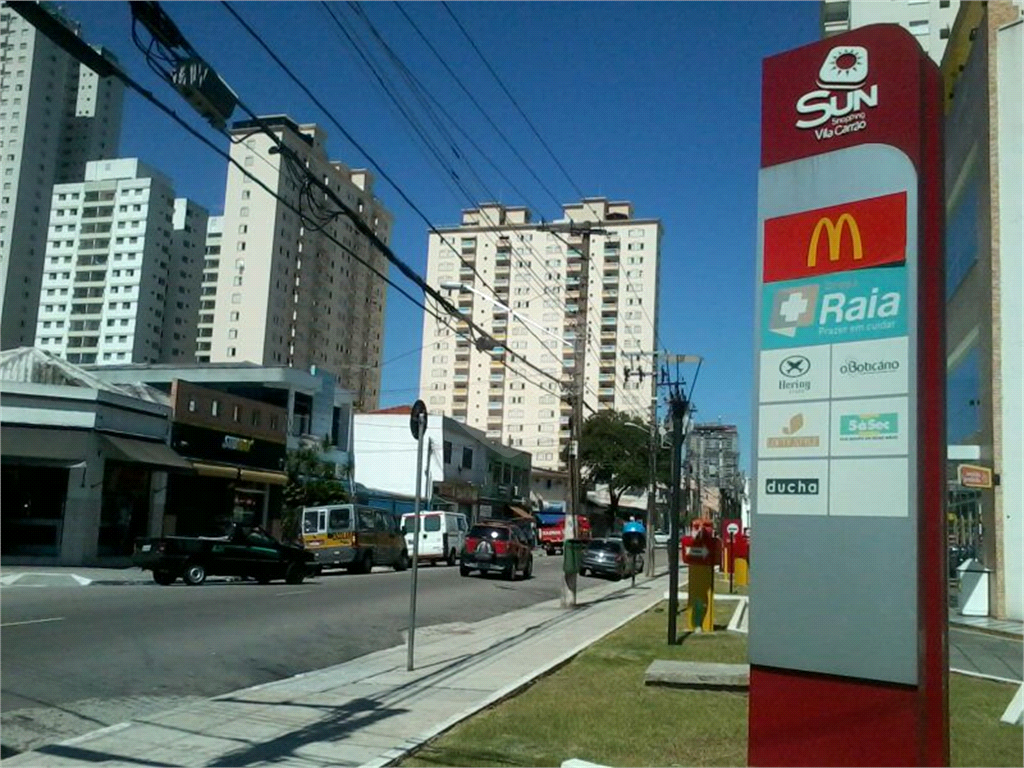 APARTAMENTO em TATUAPÉ