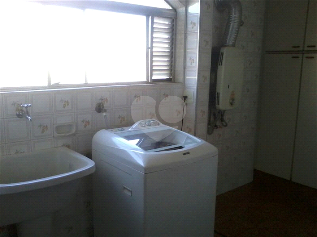 APARTAMENTO em TATUAPÉ