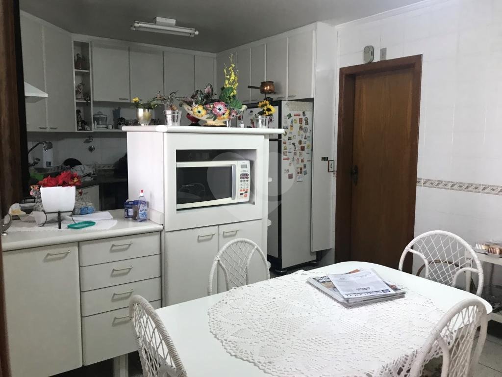 Amplo apartamento na região nobre de Santana, nos 4 dormitórios com sacada, 4 vagas fixas
