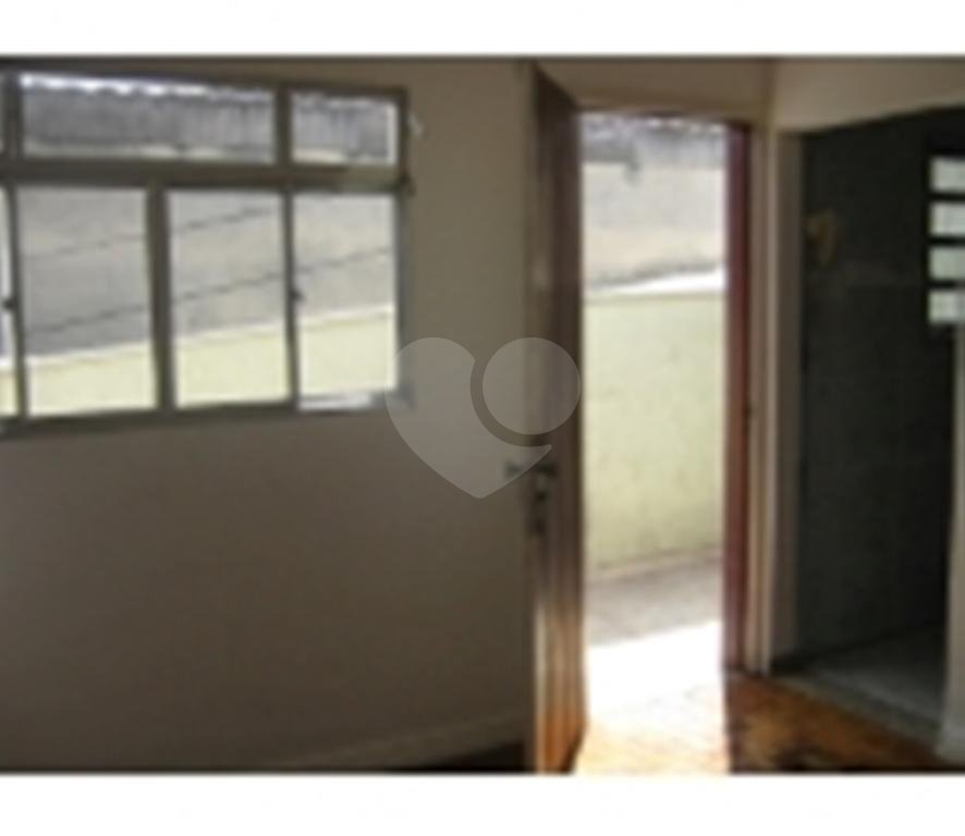 Imovel p/ renda  3 casas. V.N.Cachoeirinha a 250 da Av. Parada Pinto, (177 m / 67 m / 71 m)