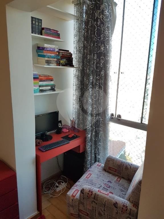 APARTAMENTO em SANTANA