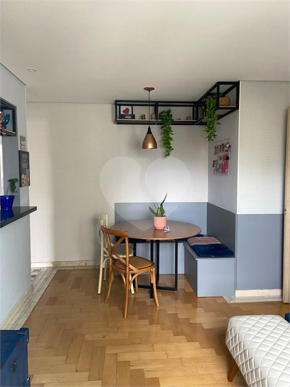 APARTAMENTO em SANTANA