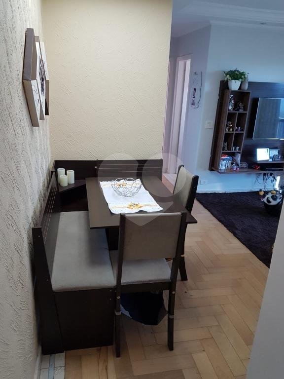 APARTAMENTO em SANTANA