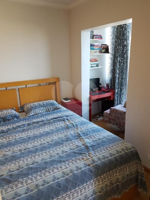 APARTAMENTO em SANTANA
