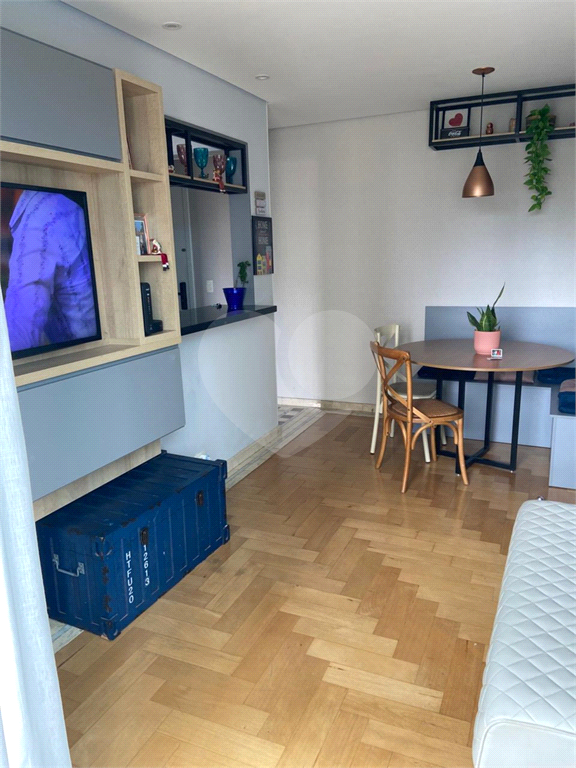 APARTAMENTO em SANTANA