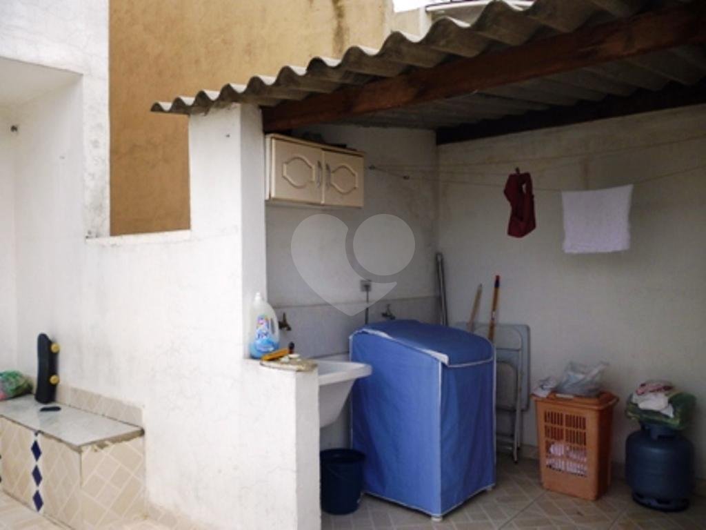SOBRADO - 200 m² - CASA VERDE