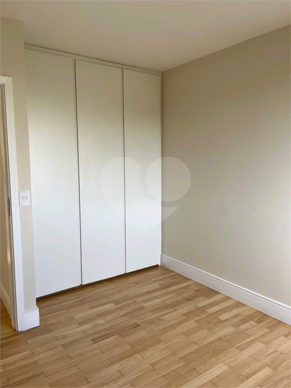 Apartamento Totalmente Reformado em Frente ao Parque da Água 