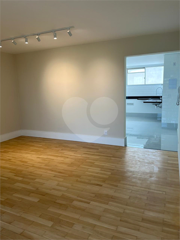 Apartamento Totalmente Reformado em Frente ao Parque da Água 
