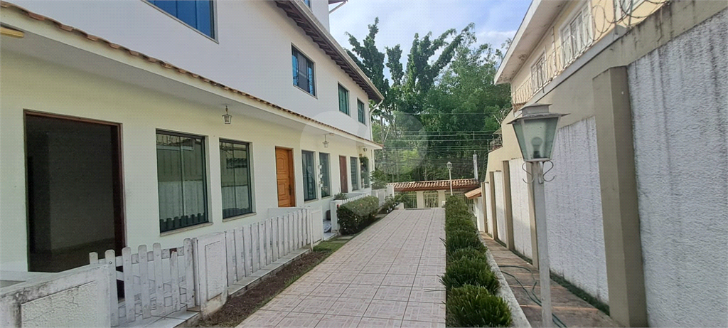 Casa de Condomínio à venda e aluguel com 3 quartos, 120m² - Foto 46