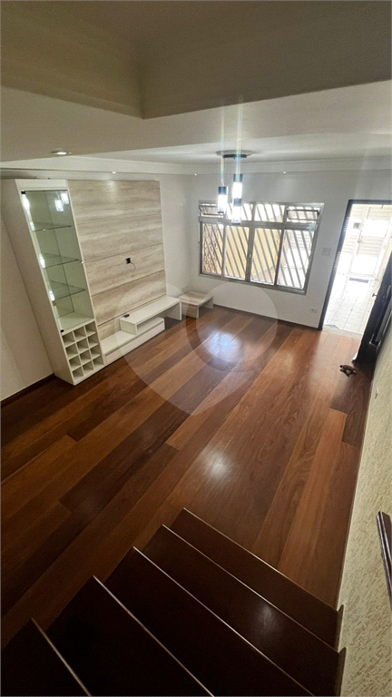 SOBRADO em JARDIM FRANCA