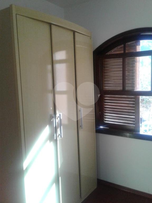 Sobrado à venda com 3 quartos, 200m² - Foto 17