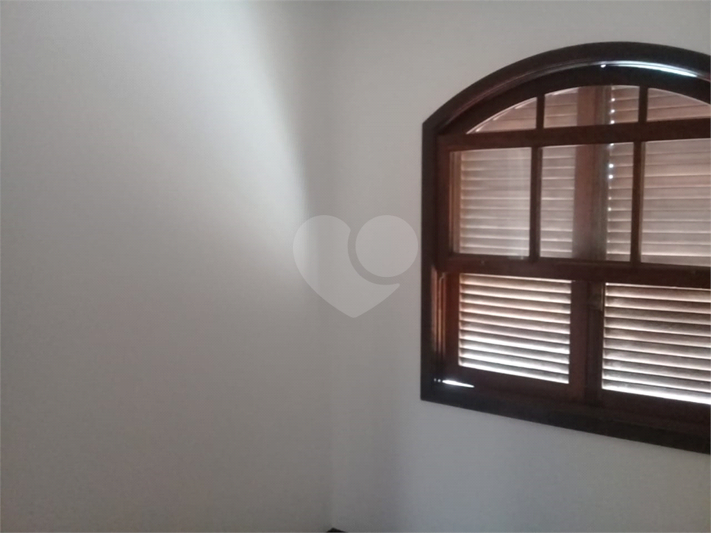 Sobrado à venda com 3 quartos, 200m² - Foto 43