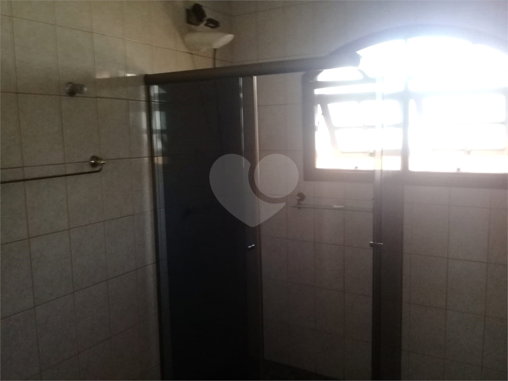 Sobrado à venda com 3 quartos, 200m² - Foto 39