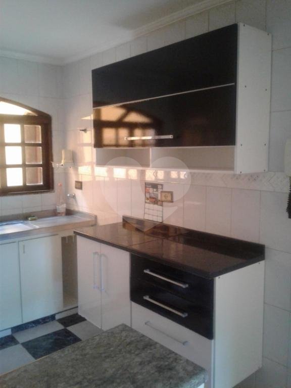 Sobrado à venda com 3 quartos, 200m² - Foto 26