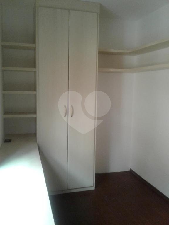 Sobrado à venda com 3 quartos, 200m² - Foto 15