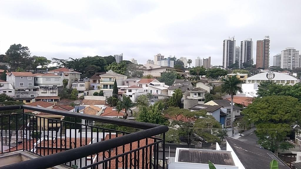 Sobrado alto padrão Jardim França com 5 suites, piscina, salão de festas com lareira e sauna!