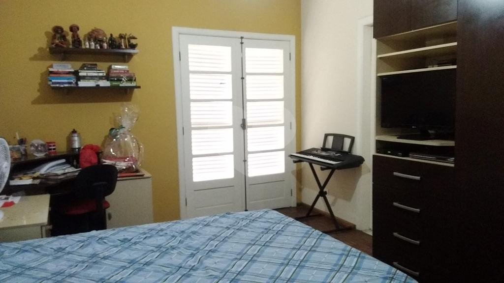 Sobrado alto padrão Jardim França com 5 suites, piscina, salão de festas com lareira e sauna!