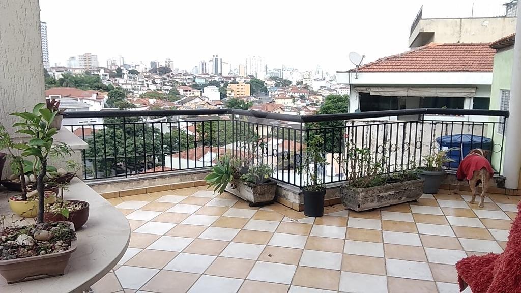 Sobrado alto padrão Jardim França com 5 suites, piscina, salão de festas com lareira e sauna!