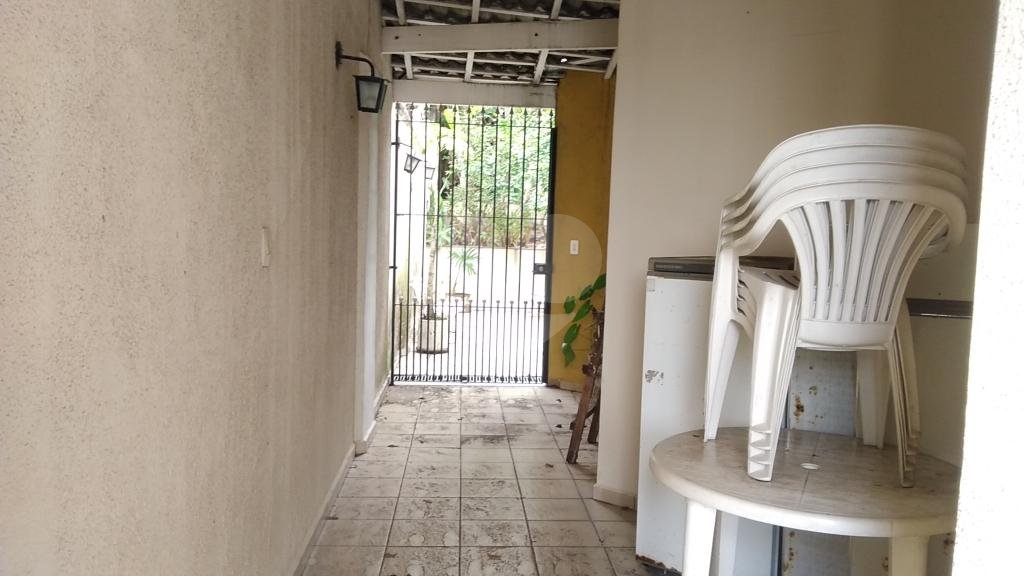 Sobrado alto padrão Jardim França com 5 suites, piscina, salão de festas com lareira e sauna!