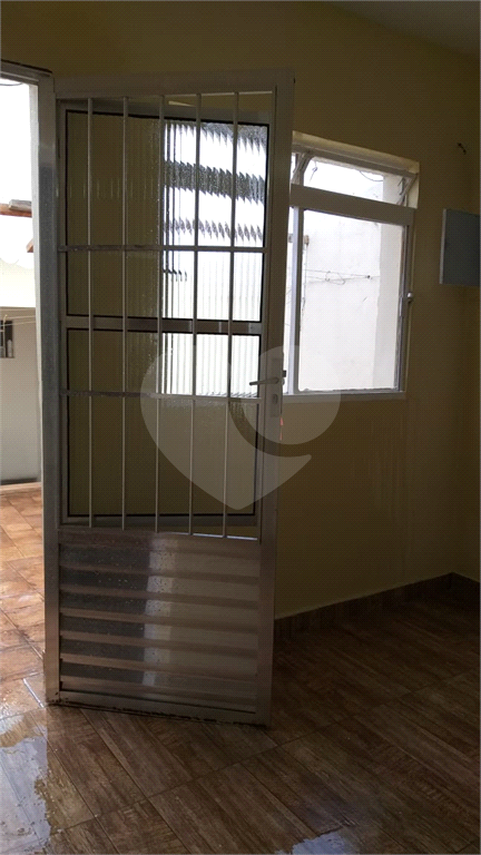 Casa à venda com 3 quartos, 238m² - Foto 3