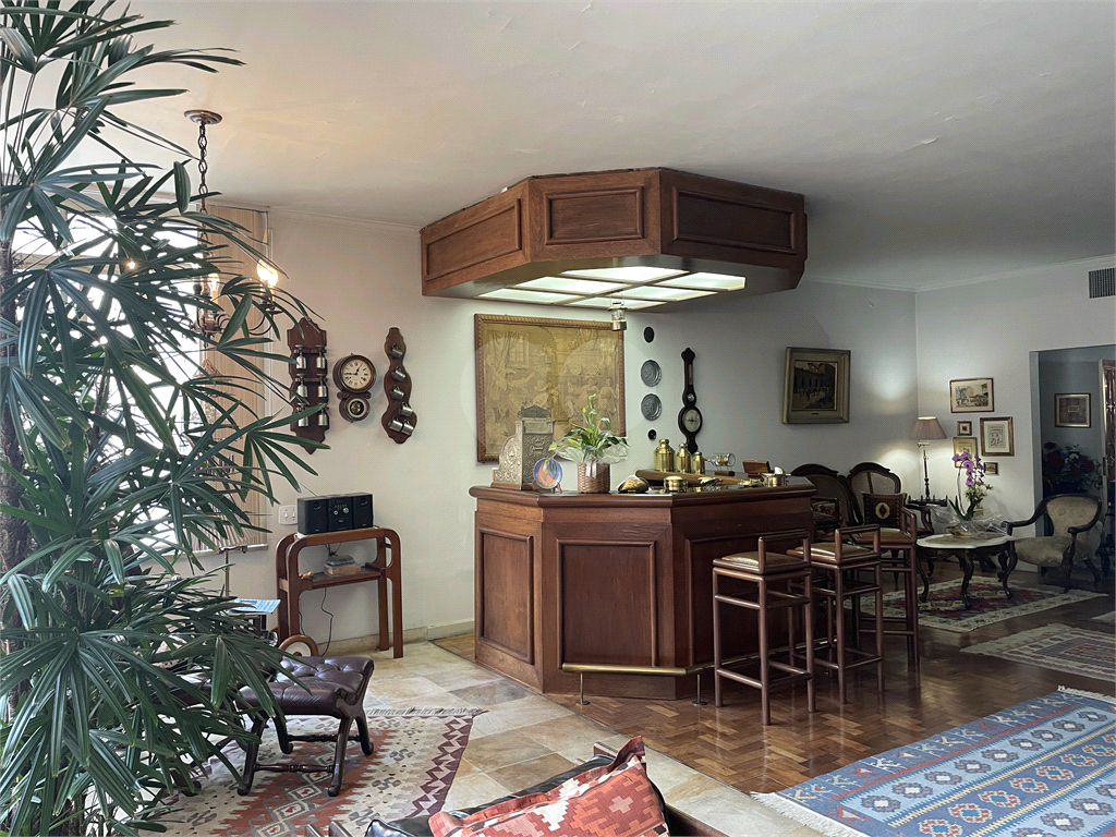 Apartamento de 400 metros em Higienópolis - Apartamento 1 por andar na Av Angélica - Apartamento 1 por andar em Hienopolis com 2 vagas 