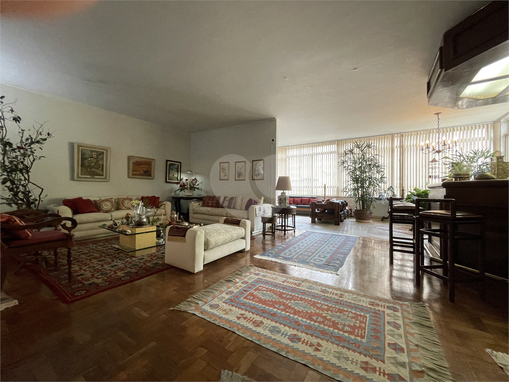 Apartamento de 400 metros em Higienópolis - Apartamento 1 por andar na Av Angélica - Apartamento 1 por andar em Hienopolis com 2 vagas 