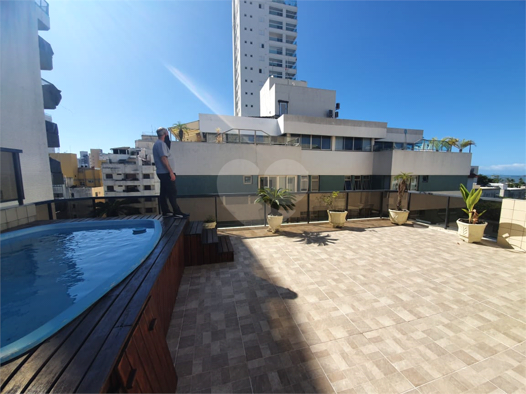 EXCELENTE OPORTUNIDADE COBERTURA COM 208M² PRAIA DA ENSEADA NO GUARUJA