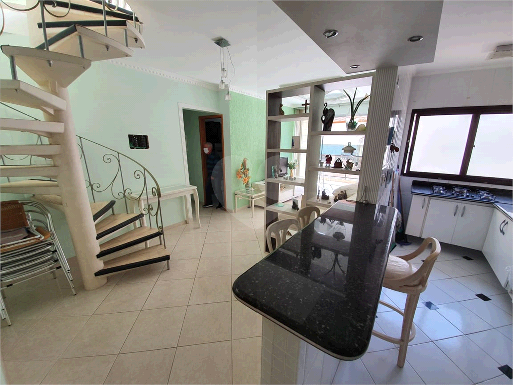 EXCELENTE OPORTUNIDADE COBERTURA COM 208M² PRAIA DA ENSEADA NO GUARUJA