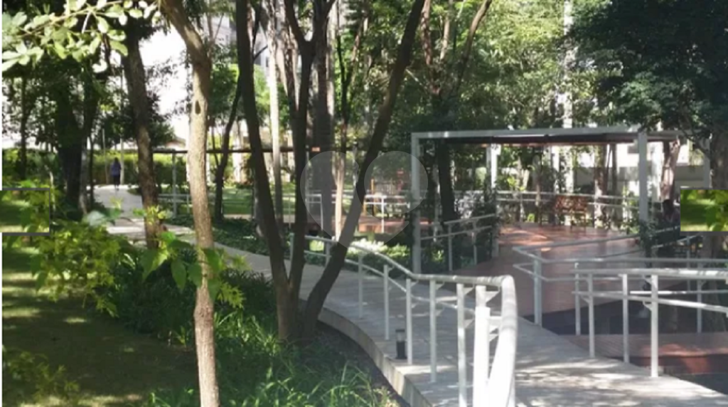 Cobertura alto padrão  com 297 Metros de Área Útil!!! Vista livre e maravilhosa da Região!!!