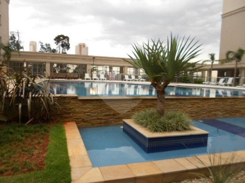 Cobertura alto padrão  com 297 Metros de Área Útil!!! Vista livre e maravilhosa da Região!!!