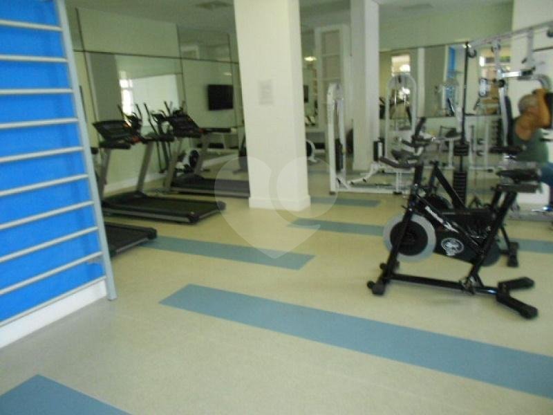 Cobertura alto padrão  com 297 Metros de Área Útil!!! Vista livre e maravilhosa da Região!!!