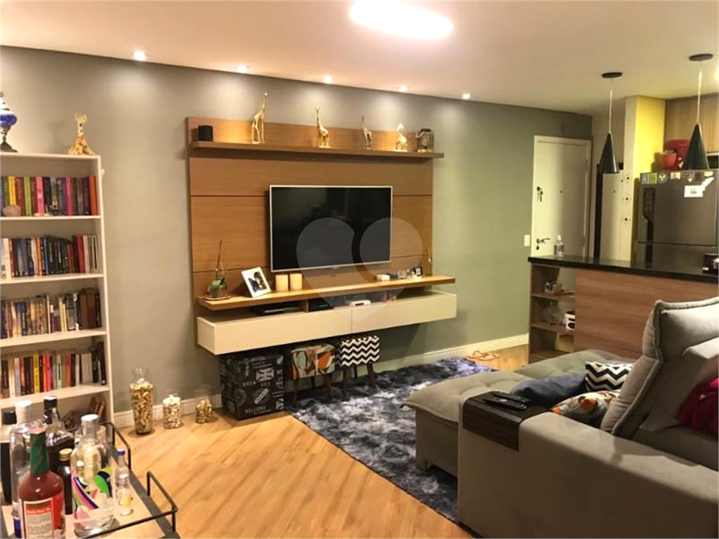 Apartamento na Vila Guilherme com 3 dormitórios sendo 1 suíte