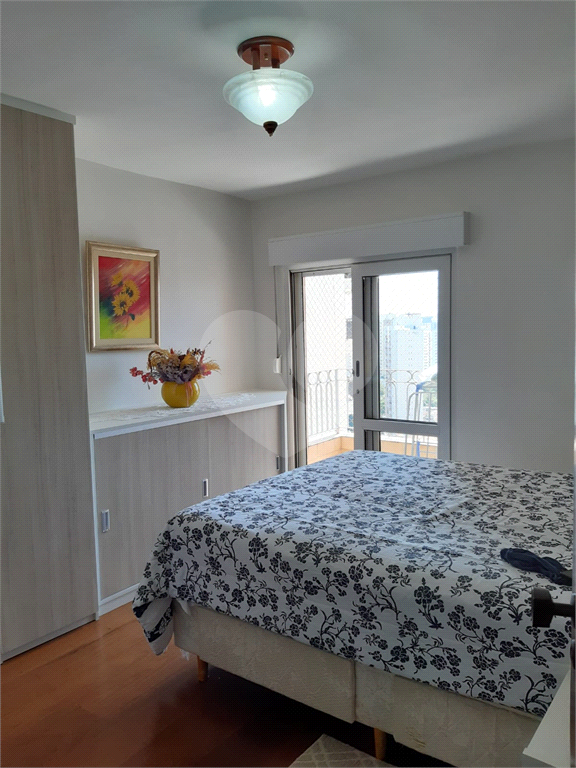 Apartamento à venda com 3 quartos, 130m² - Foto 17