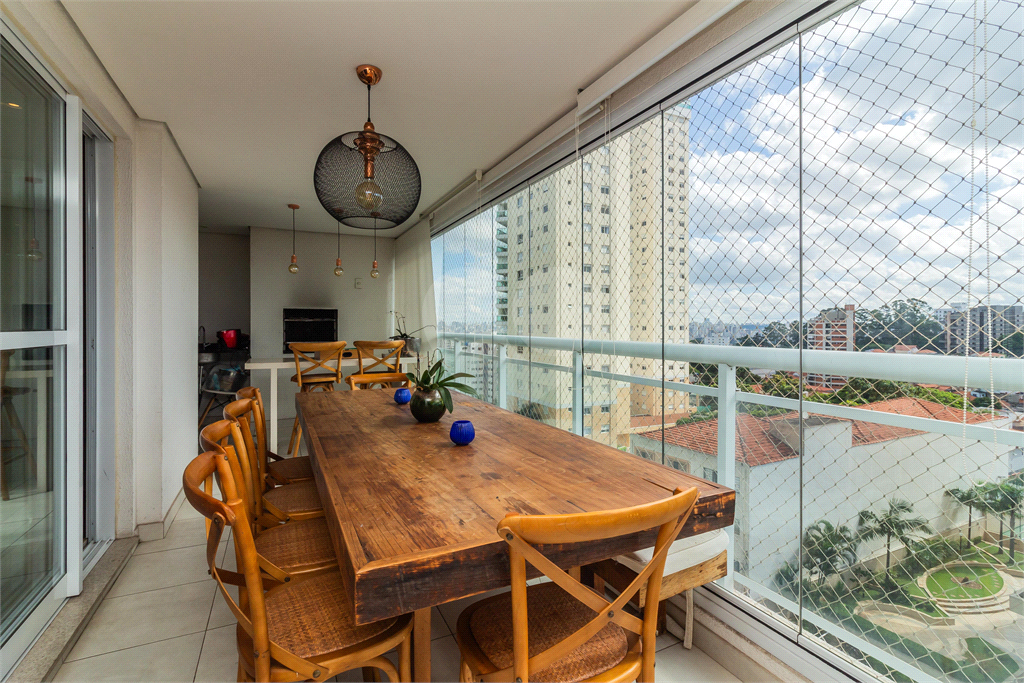 Apartamento com 143 m² com varanda gourmet, 4 dormitórios e 2 vagas em Santana, São Paulo