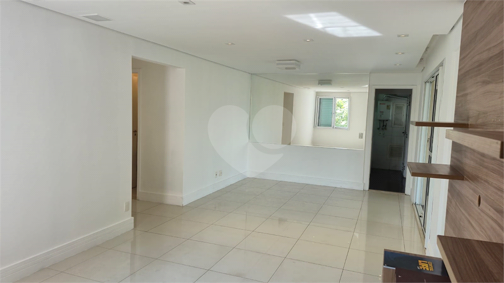 APARTAMENTO em BOM RETIRO