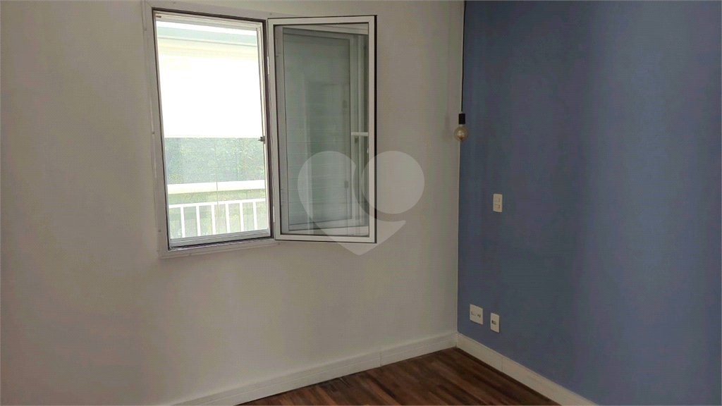 APARTAMENTO em BOM RETIRO