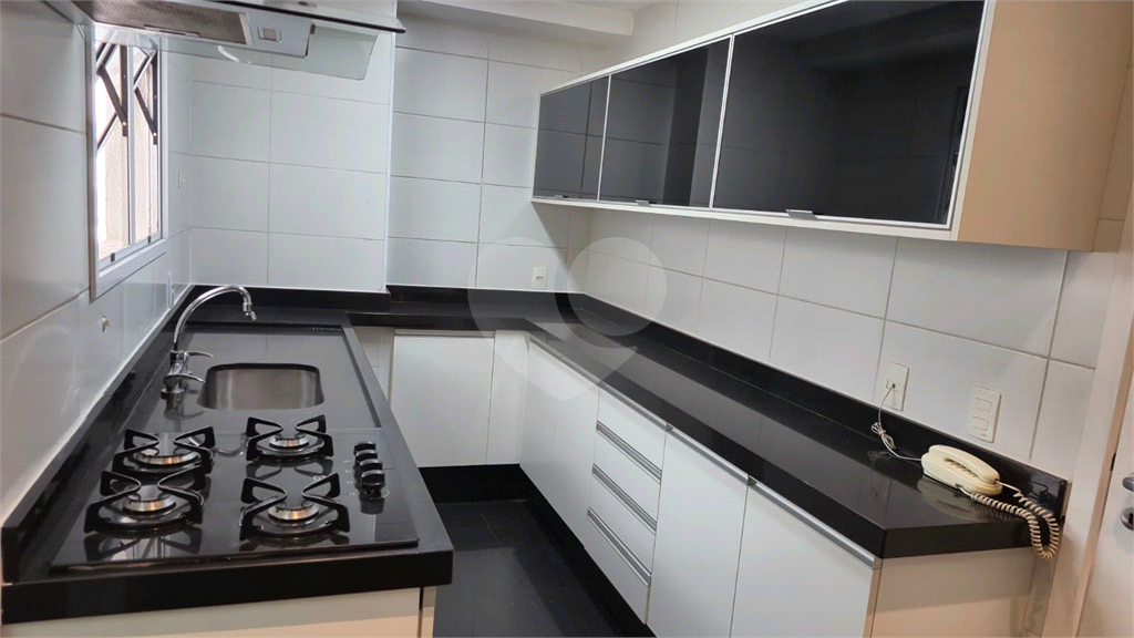 APARTAMENTO em BOM RETIRO