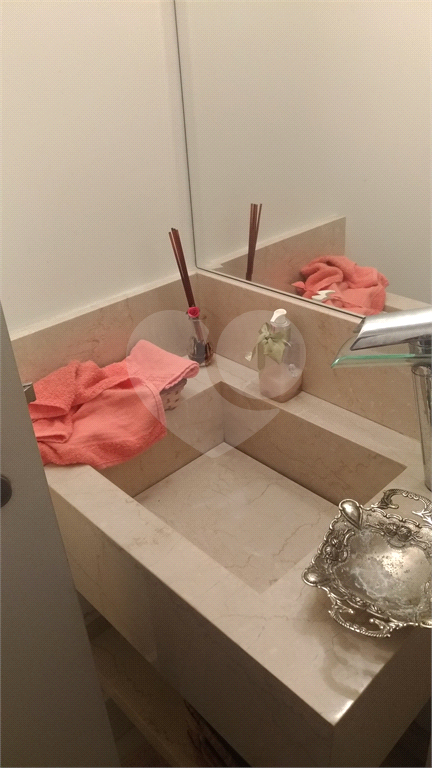 APARTAMENTO em BOM RETIRO