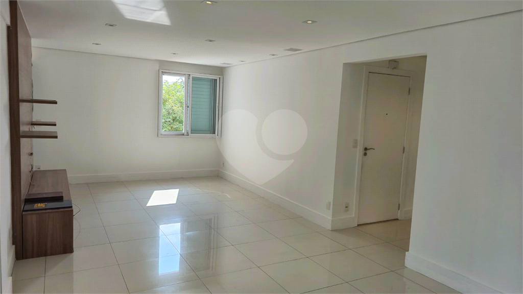 APARTAMENTO em BOM RETIRO